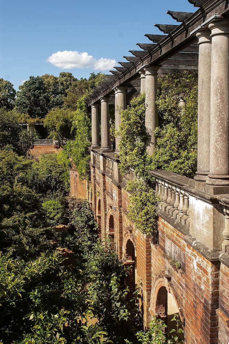 Hampstead Pergola and Hill Garden, hidden gem in London
