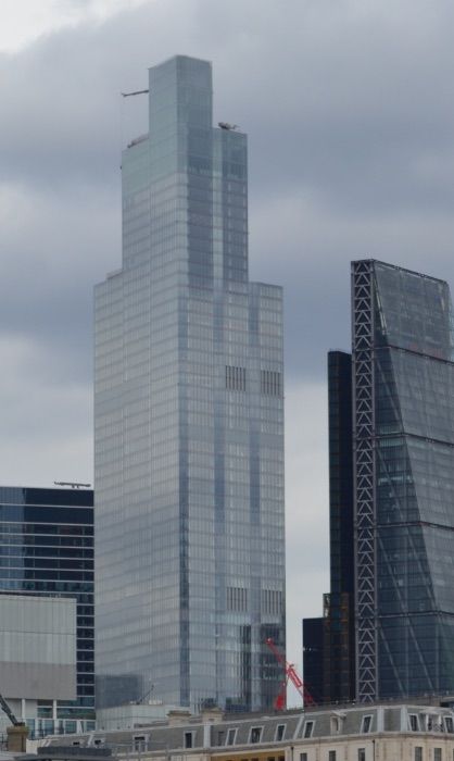 Horizon 22, a free viewing gallery
