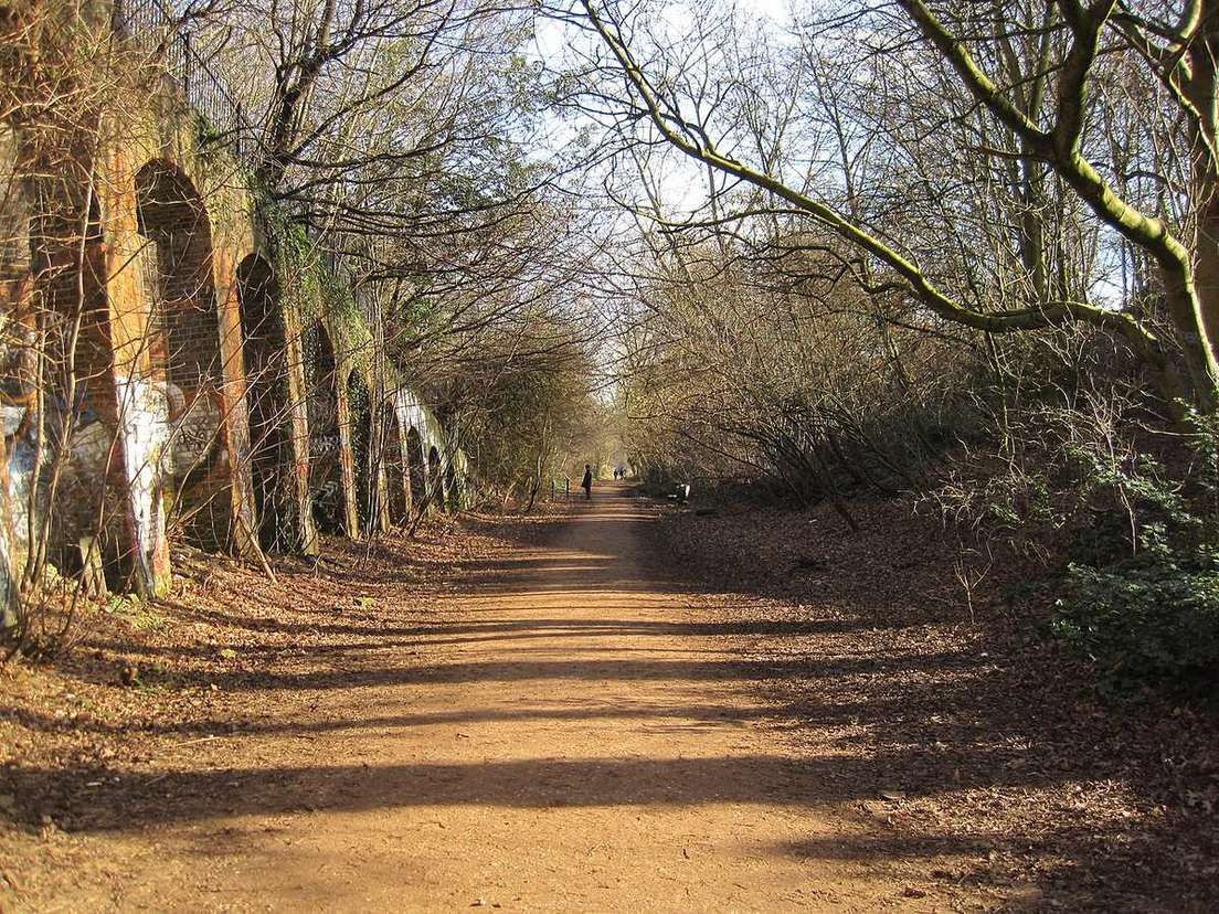 Parkland Walk, a traffic-free path