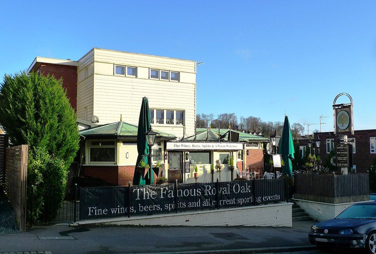The Famous Royal Oak, a family-run Muswell Hill pub