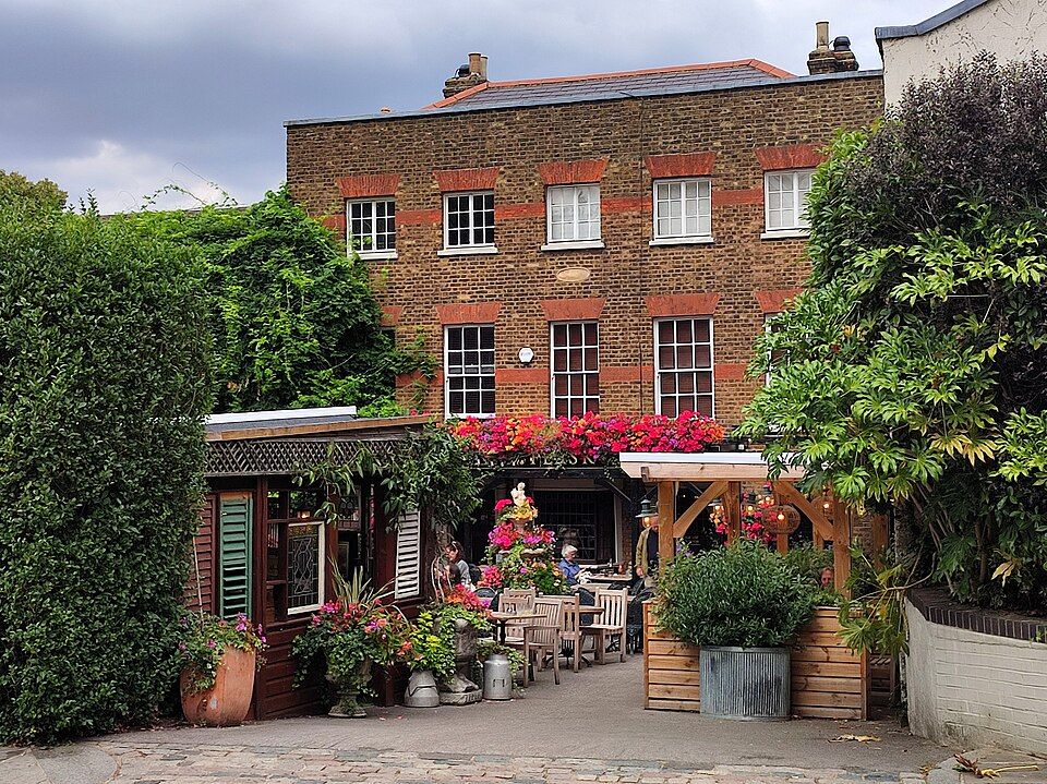 The Flask, a Grade II-listed pub on Highgate West Hill