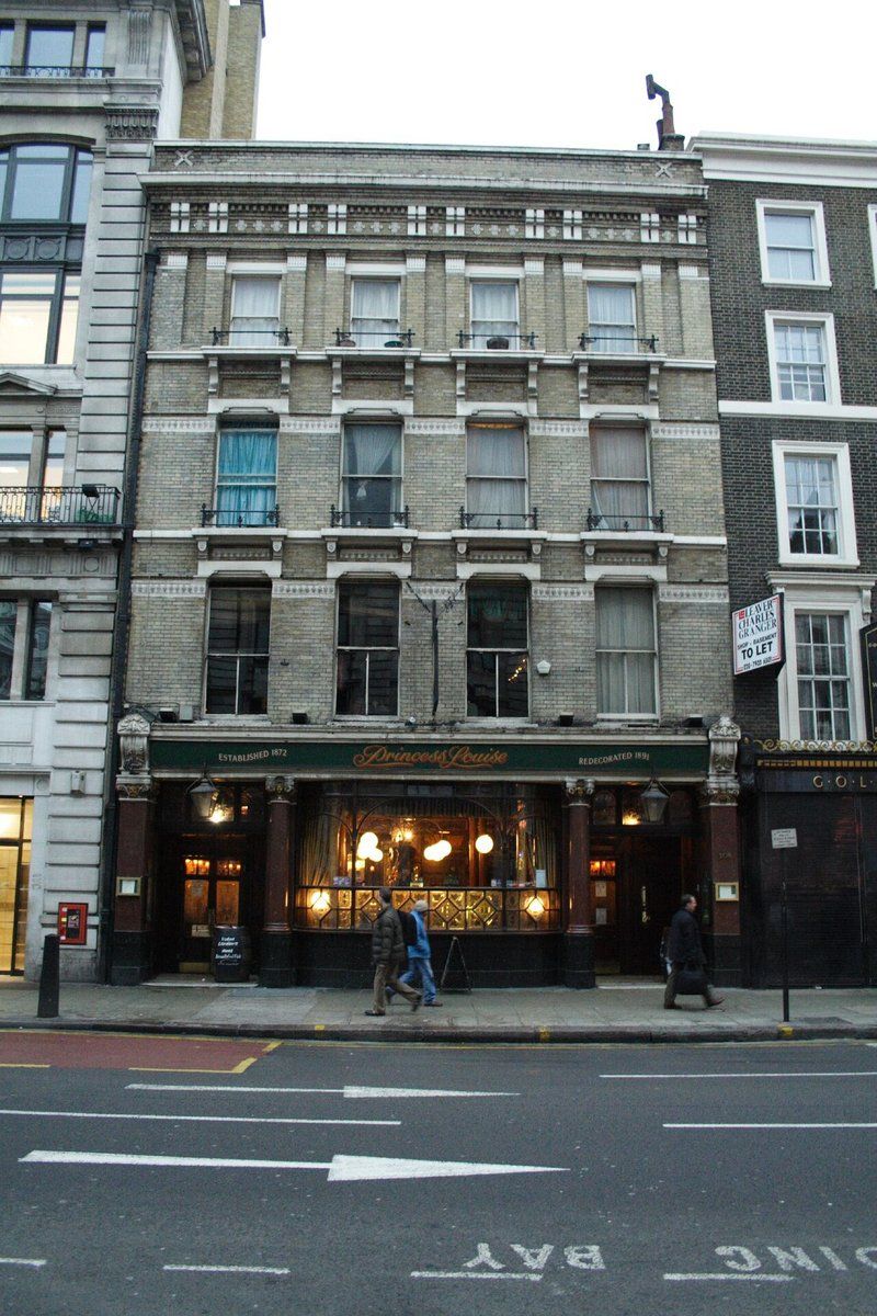 The Princess Louise, a Grade II* listed Victorian pub